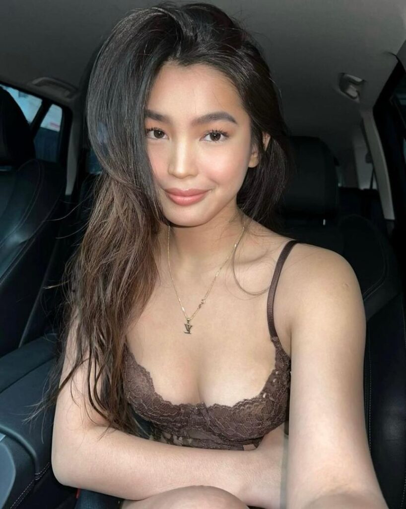 Top Class Filipino Escort Zara from escortservice88.com